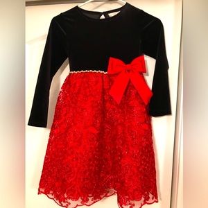 Rare Editions girls size 6X Christmas/holiday red & black velvet/lace dress
